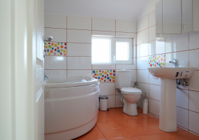 4 Bedrooms Bedrooms, ,3 BathroomsBathrooms,Proiect,110000,1044