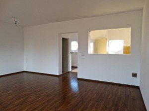 5.23 Living spre bucatarie